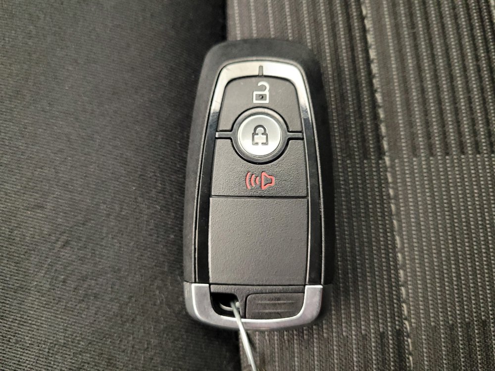 Used 2019 Ford Edge SEL AWD/4WD image 32