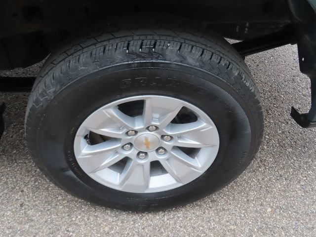 Used 2025 Chevrolet Silverado 1500 LT AWD/4WD image 15