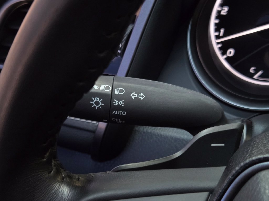 Used 2024 Toyota Camry SE FWD image 23