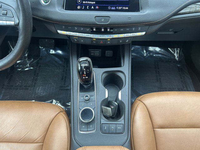 Used 2020 Cadillac XT4 Premium Luxury image 15