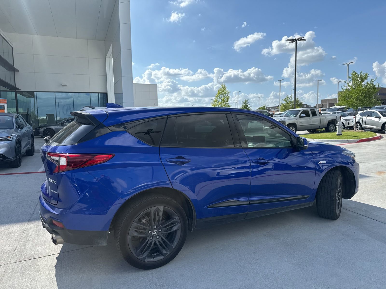 Used 2023 Acura RDX A-Spec image 2