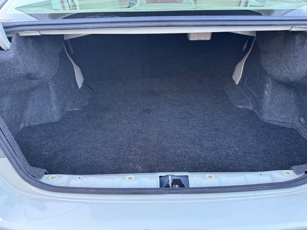 Used 2012 Subaru Impreza 2.0i Limited image 8