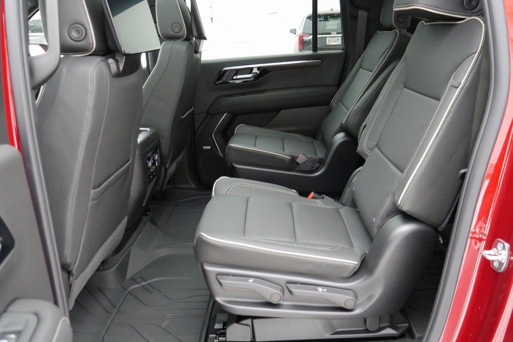 New 2026 Chevrolet Suburban Premier AWD/4WD image 29