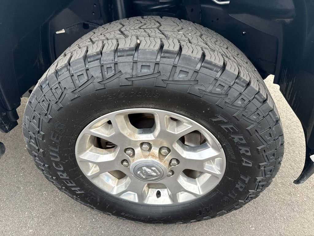 Used 2024 RAM 3500 Laramie image 33