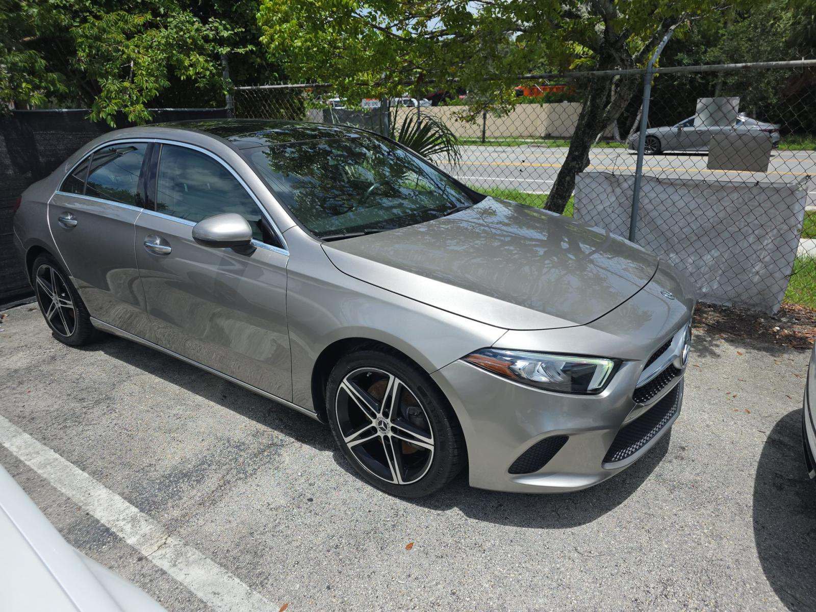 Used 2019 Mercedes-Benz A 220 image 2