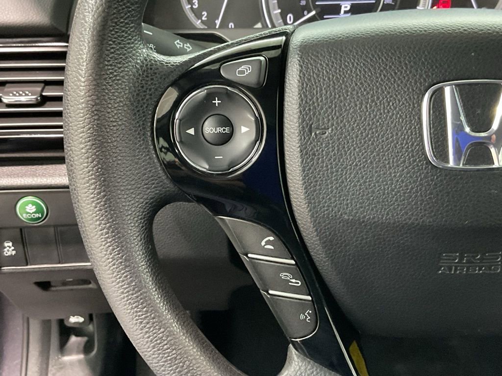 Used 2017 Honda Accord LX image 9
