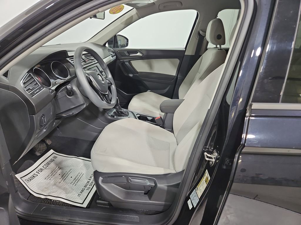 Used 2020 Volkswagen Tiguan S image 10
