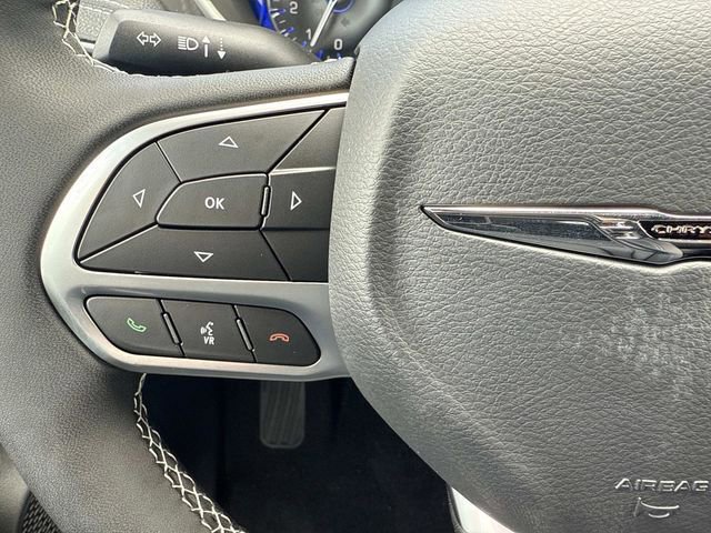 New 2026 Chrysler Pacifica Select image 17