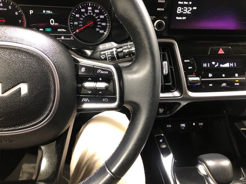 Certified 2023 Kia Sorento S image 24