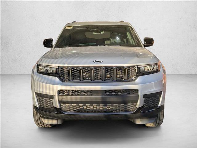 New 2025 Jeep Grand Cherokee L Altitude image 6
