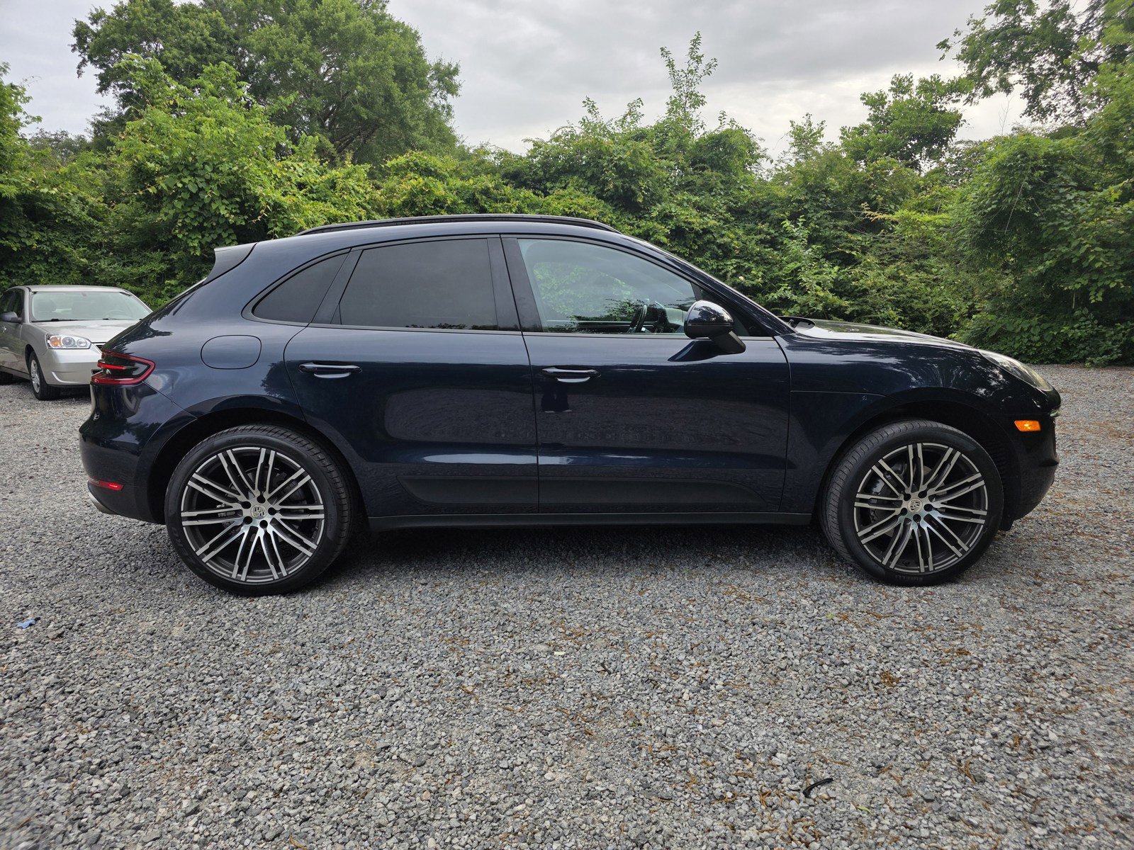 Used 2017 Porsche Macan S AWD/4WD image 9