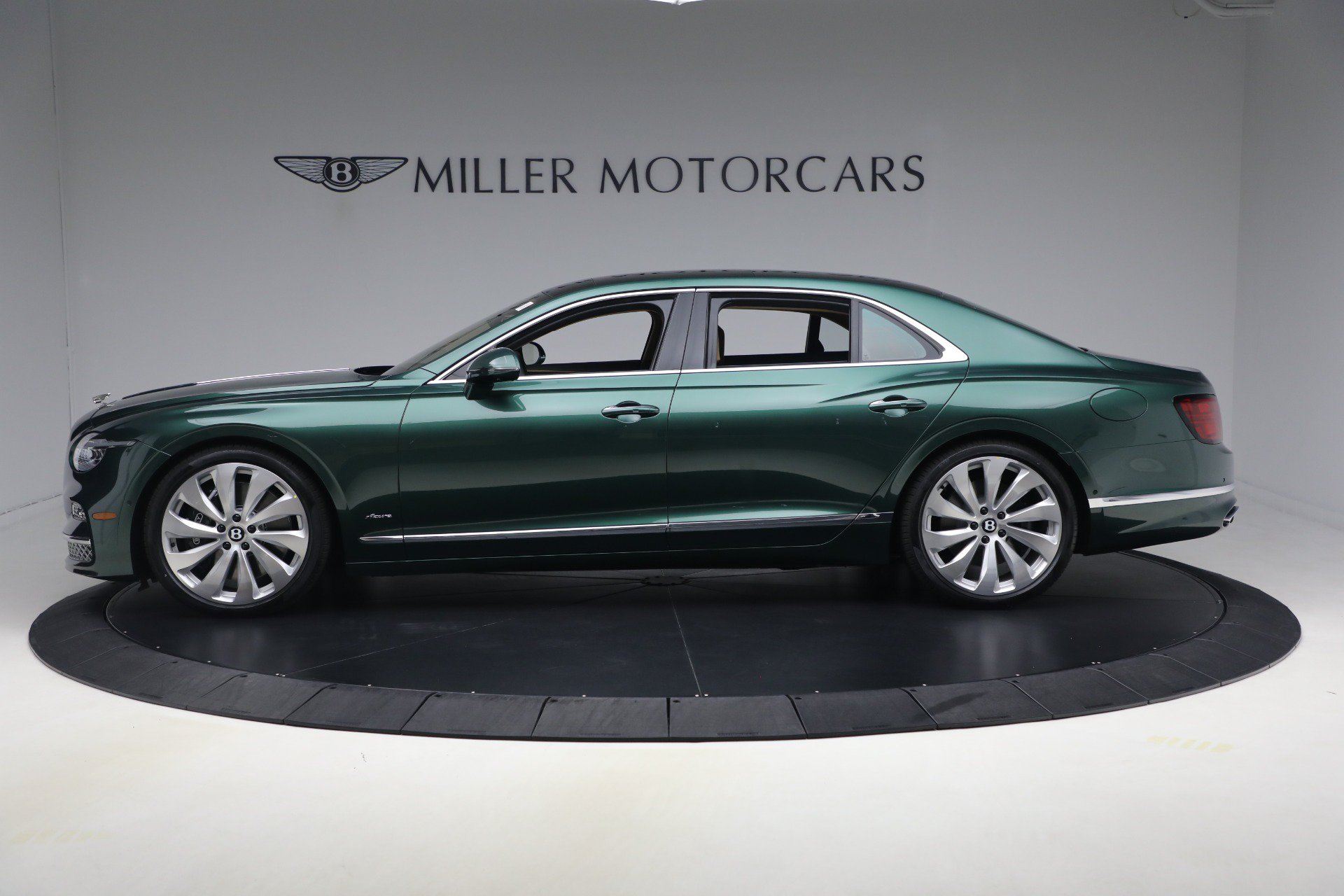 New 2027 Bentley Flying Spur AWD/4WD image 2