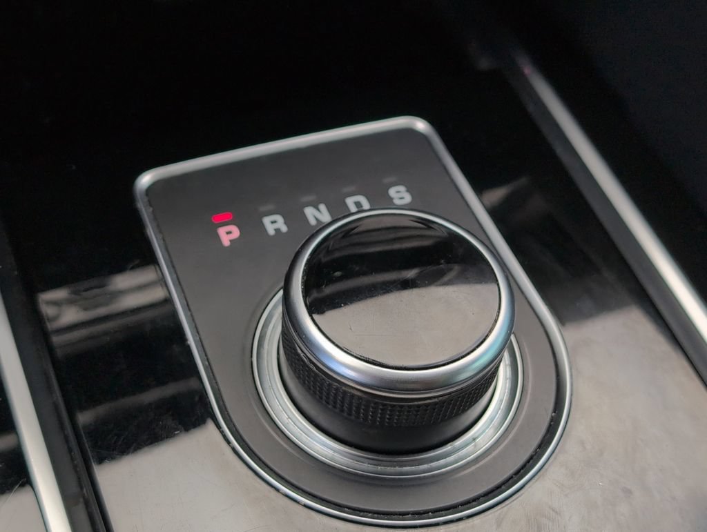 Used 2020 Jaguar F-PACE Prestige AWD/4WD image 31