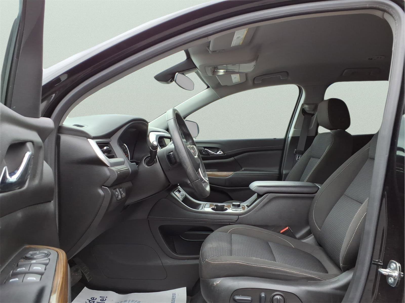 Used 2024 Chevrolet Equinox LT w/ LPO, Floor Liner Package FWD image 14