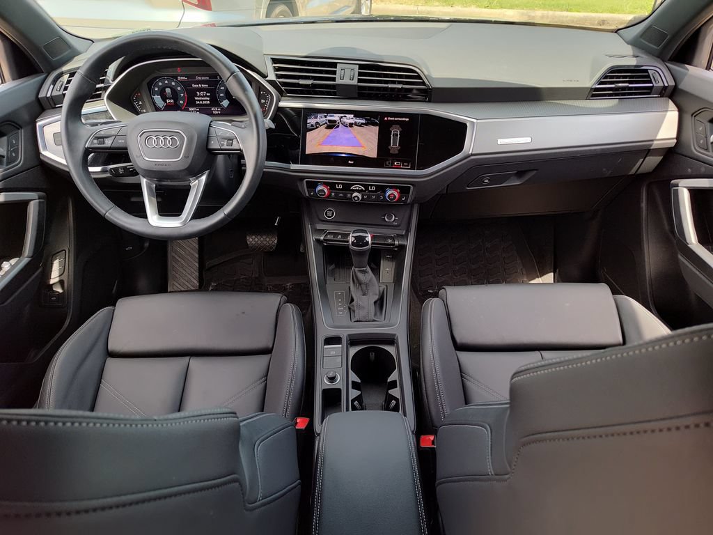 Certified 2025 Audi Q3 2.0T Premium w/ Convenience Package AWD/4WD image 32