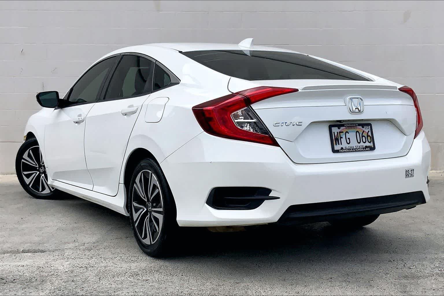 Used 2018 Honda Civic EX-T image 4