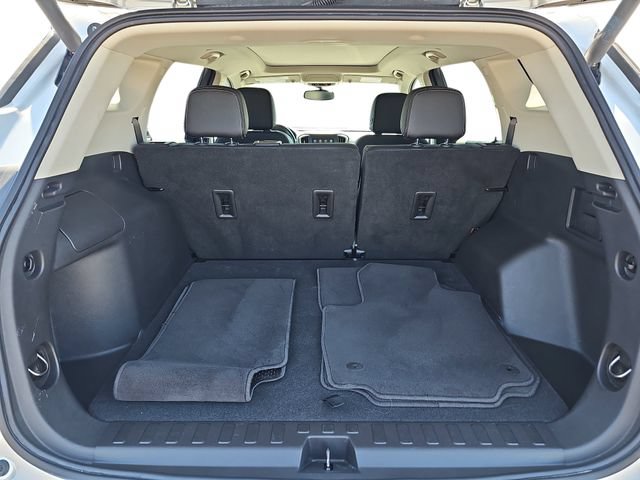 Used 2022 GMC Terrain Denali AWD/4WD image 29
