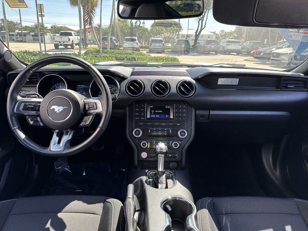 Used 2016 Ford Mustang Coupe RWD image 14