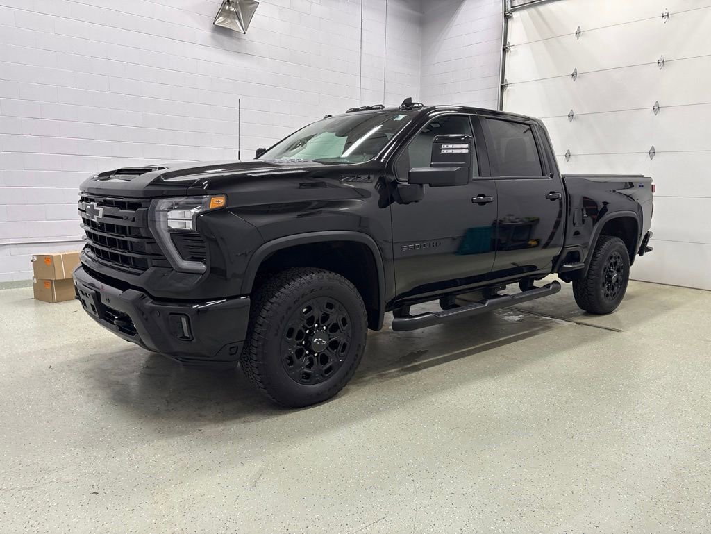 Used 2024 Chevrolet Silverado 3500 LTZ w/ LTZ Plus Package AWD/4WD image 12