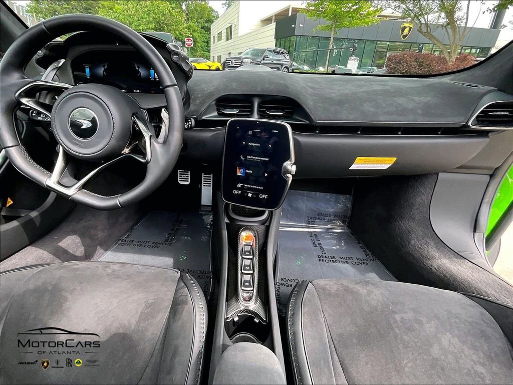Used 2025 McLaren Artura Spider RWD image 14