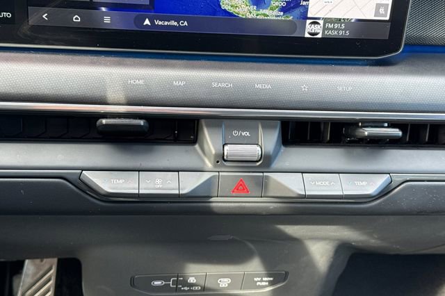 Certified 2024 Kia EV9 GT-Line AWD/4WD image 28