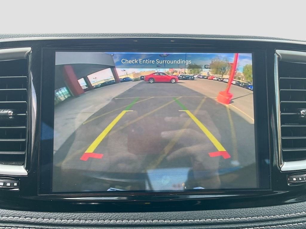 Used 2024 Chrysler Pacifica Select image 14