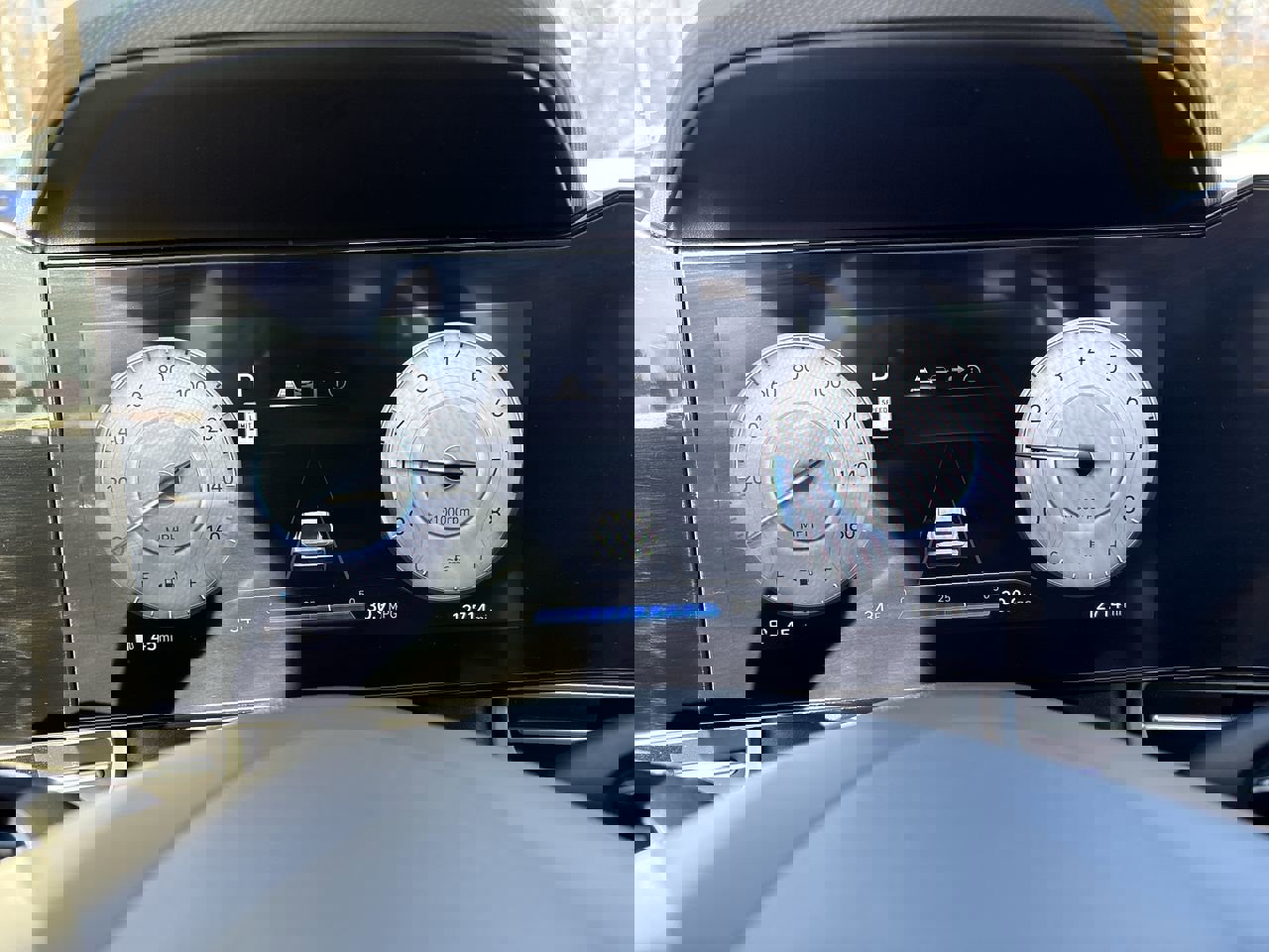 Certified 2025 Hyundai Elantra SEL w/ Cargo Package FWD image 16