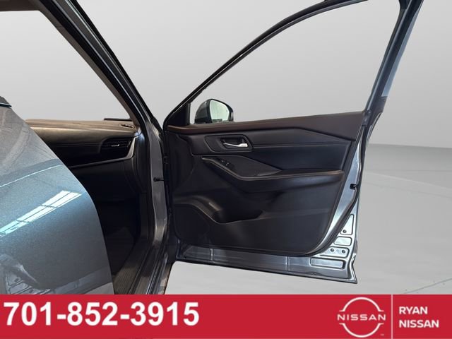 Used 2023 Nissan Rogue SL w/ SL Premium Package AWD/4WD image 37