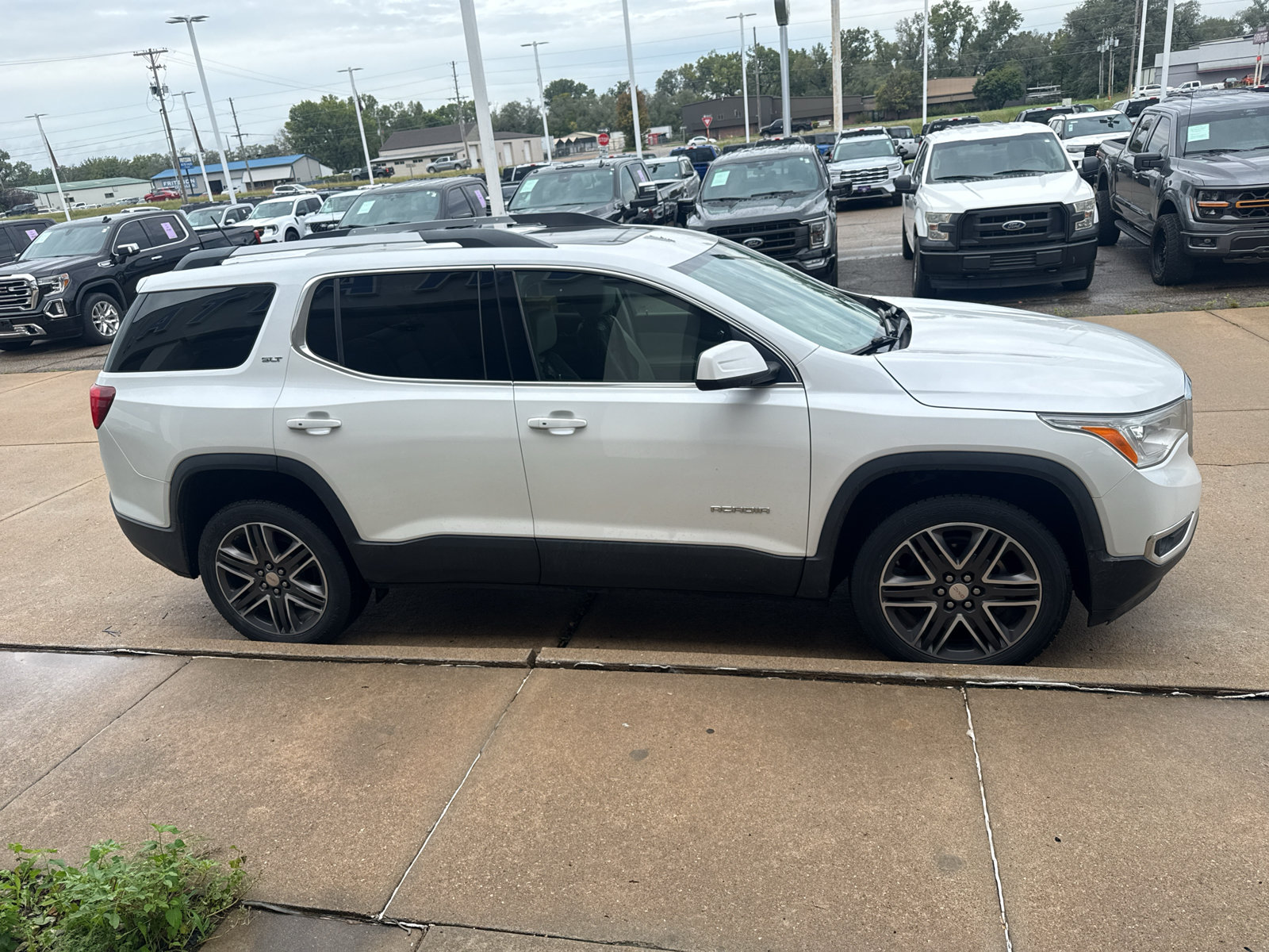 Used 2019 GMC Acadia SLT FWD image 5