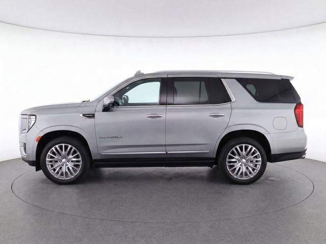 Used 2023 GMC Yukon Denali w/ LPO, Floor Liner Package AWD/4WD image 6