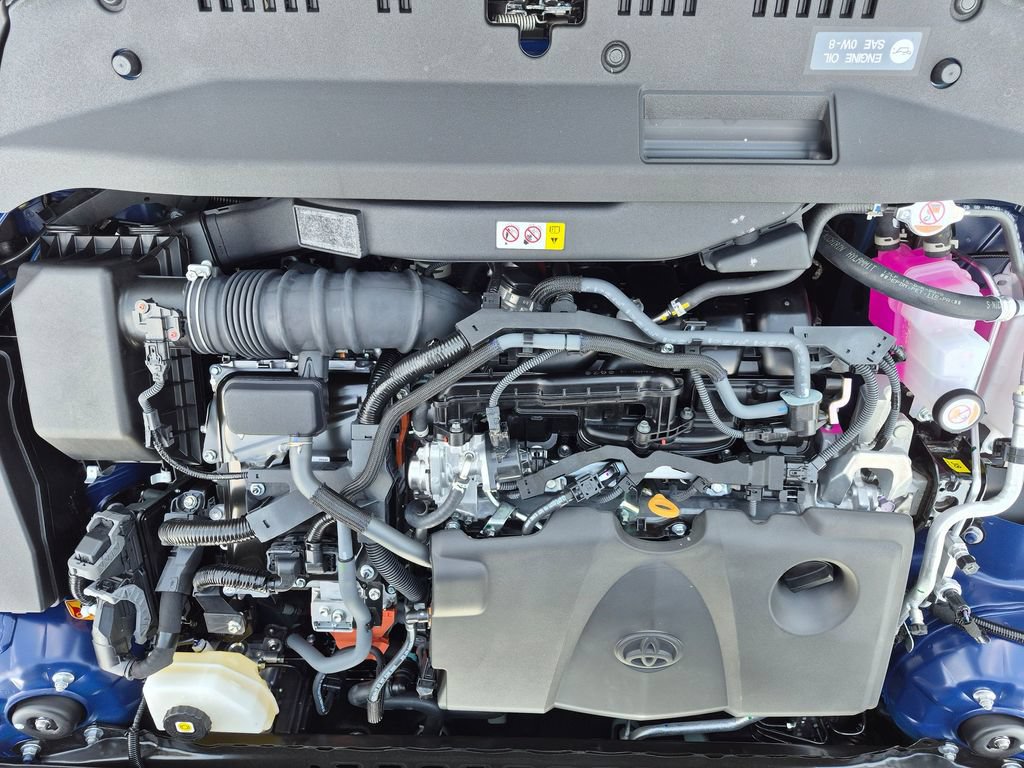 Used 2026 Toyota Camry LE FWD image 32