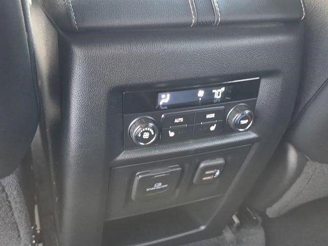 Certified 2023 Chevrolet Traverse Premier w/ Redline Edition image 15