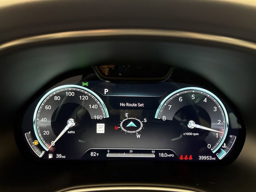 Used 2024 Genesis GV80 3.5T w/ Prestige Package image 28