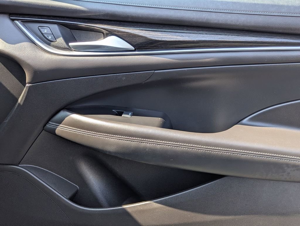 Used 2017 Buick LaCrosse Essence image 26