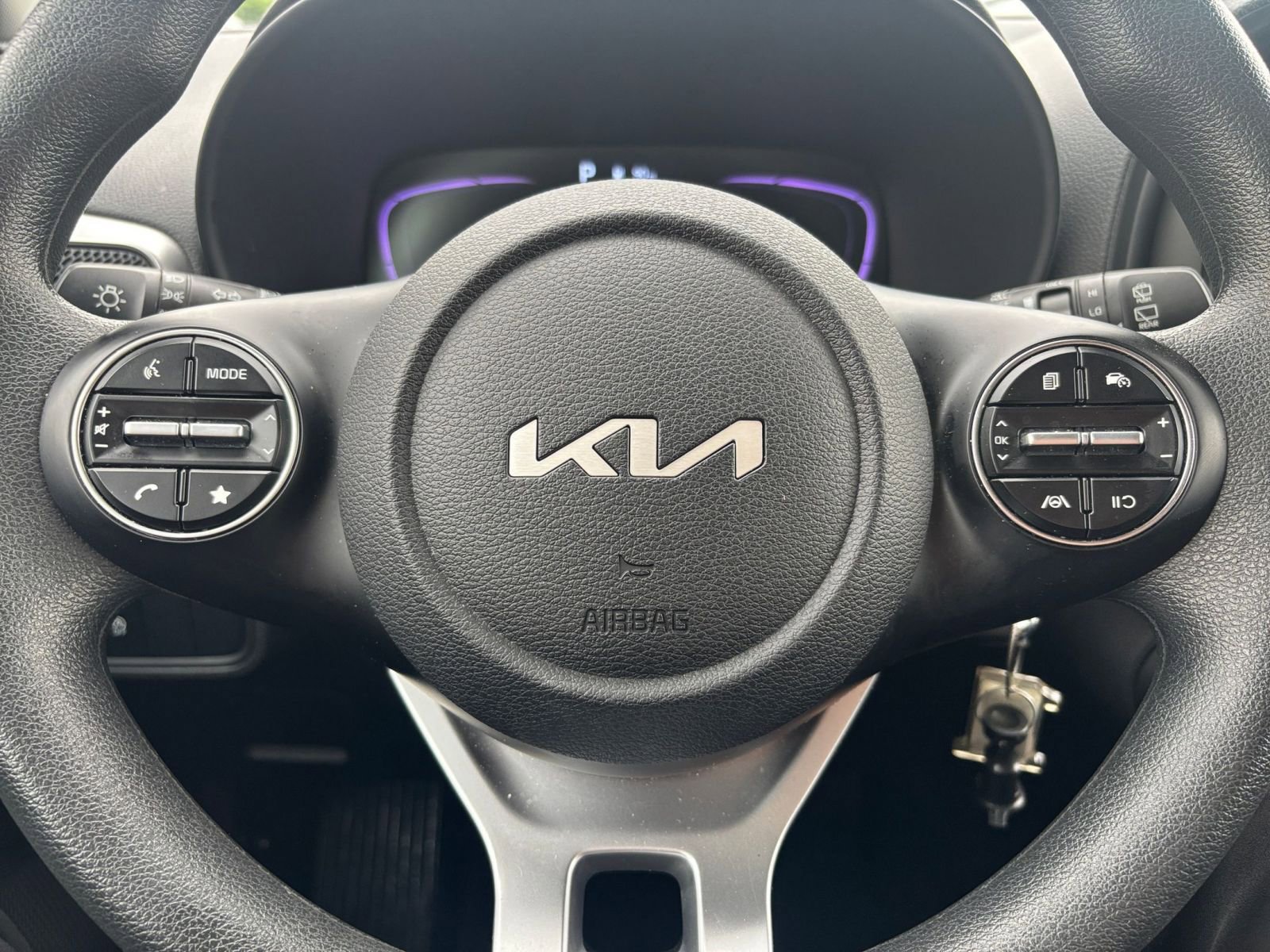 Used 2025 Kia Soul LX w/ LX Technology Package image 25