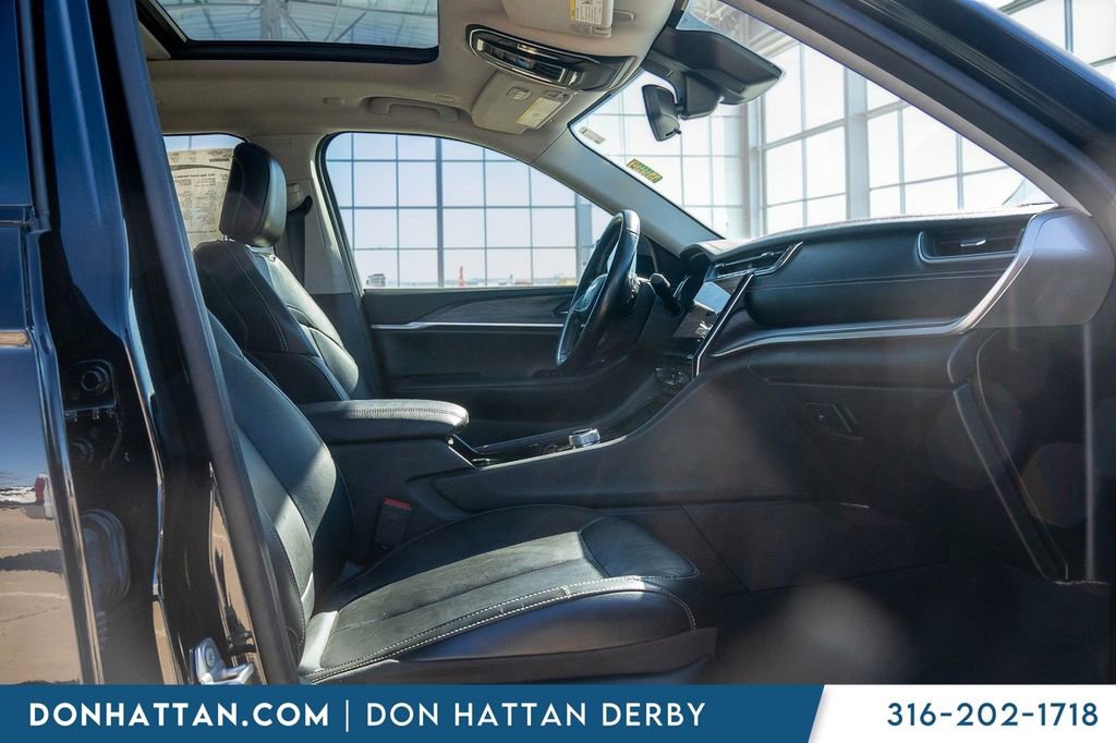 Used 2021 Jeep Grand Cherokee L Limited image 27