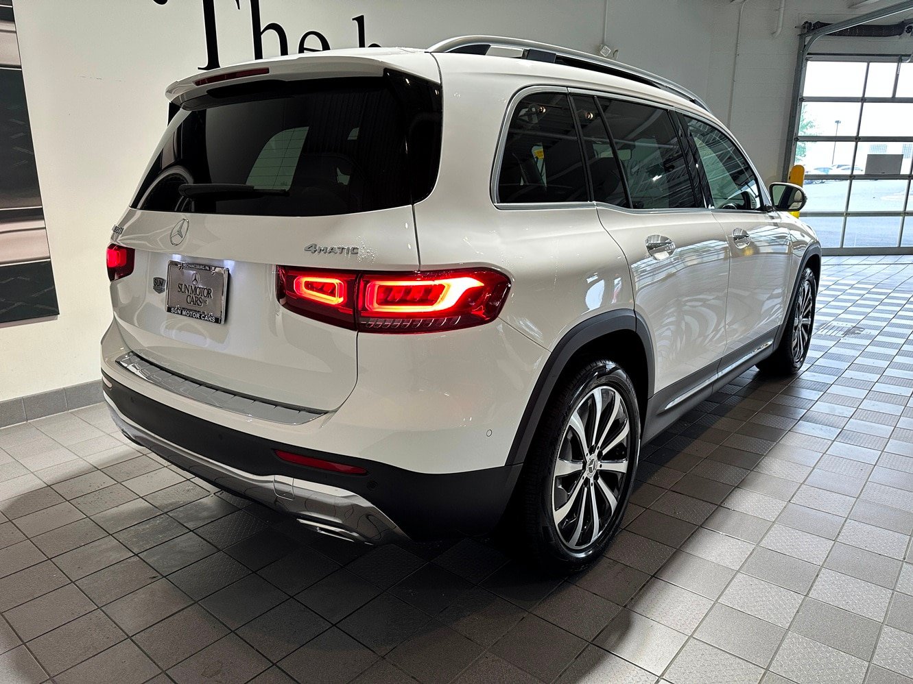 Certified 2023 Mercedes-Benz GLB 250 4MATIC image 4