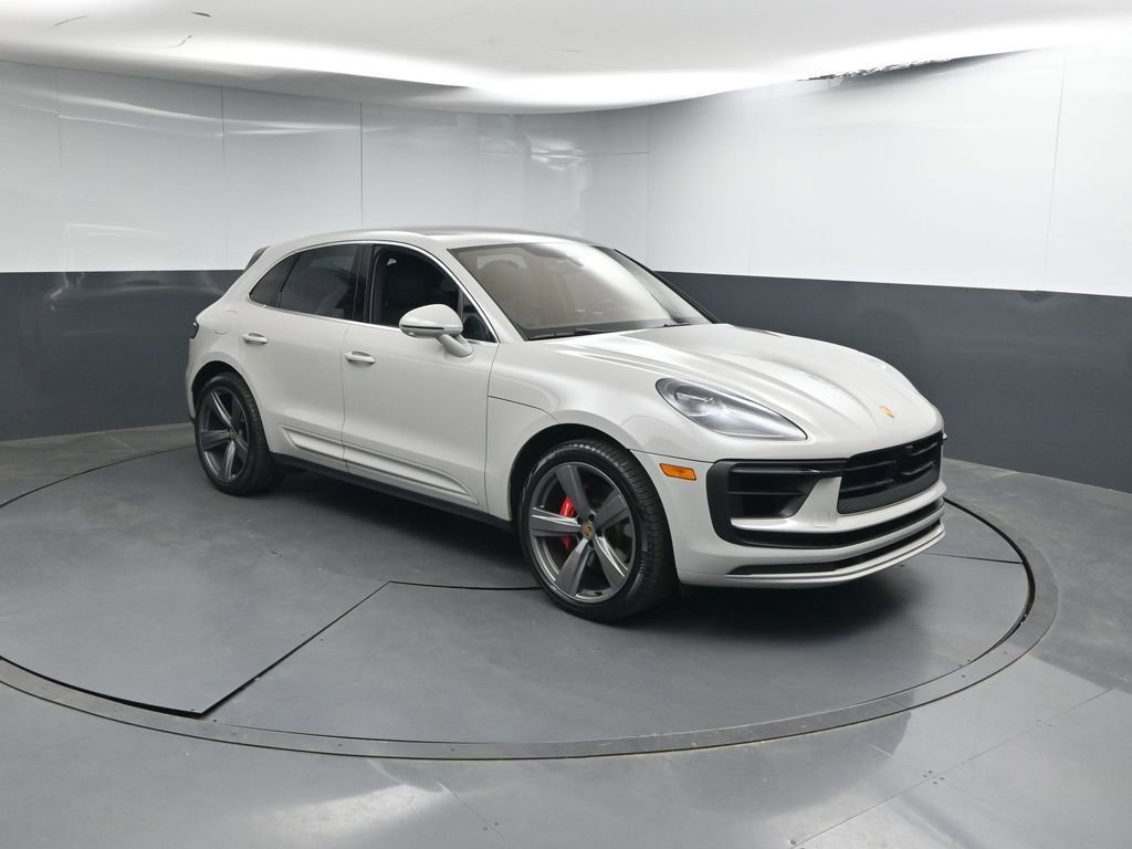 Certified 2023 Porsche Macan S image 27