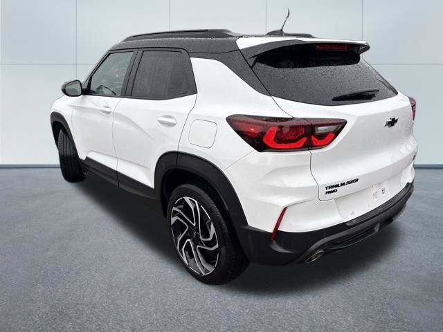 Used 2024 Chevrolet TrailBlazer RS w/ Convenience Package image 2