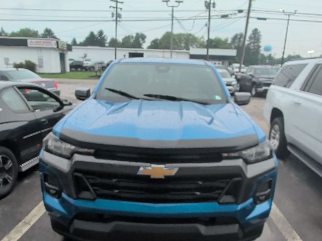 Used 2023 Chevrolet Colorado LT w/ LT Convenience Package AWD/4WD image 2