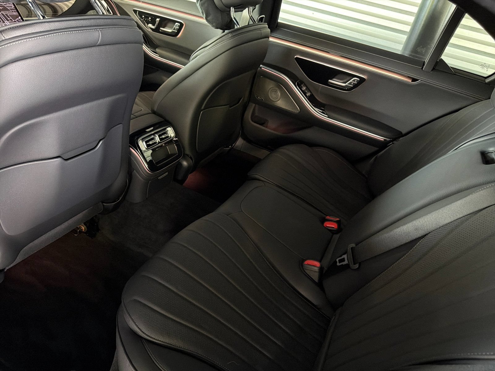 Certified 2023 Mercedes-Benz S 500 4MATIC image 11