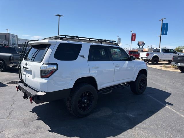Used 2016 Toyota 4Runner SR5 AWD/4WD image 12