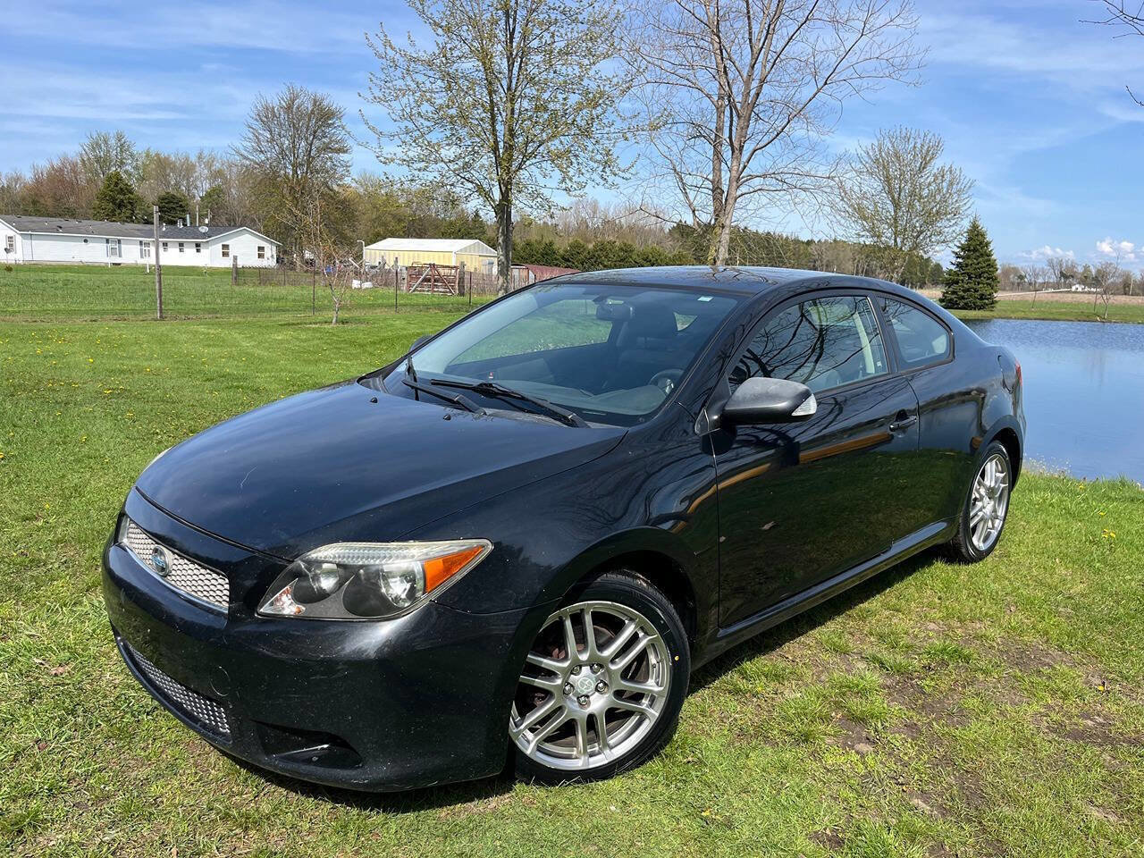 Used 2007 Scion tC FWD image 1
