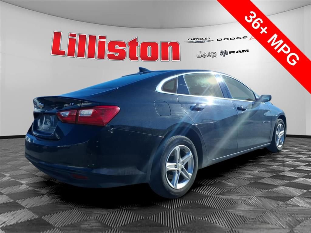 Used 2024 Chevrolet Malibu LT image 2