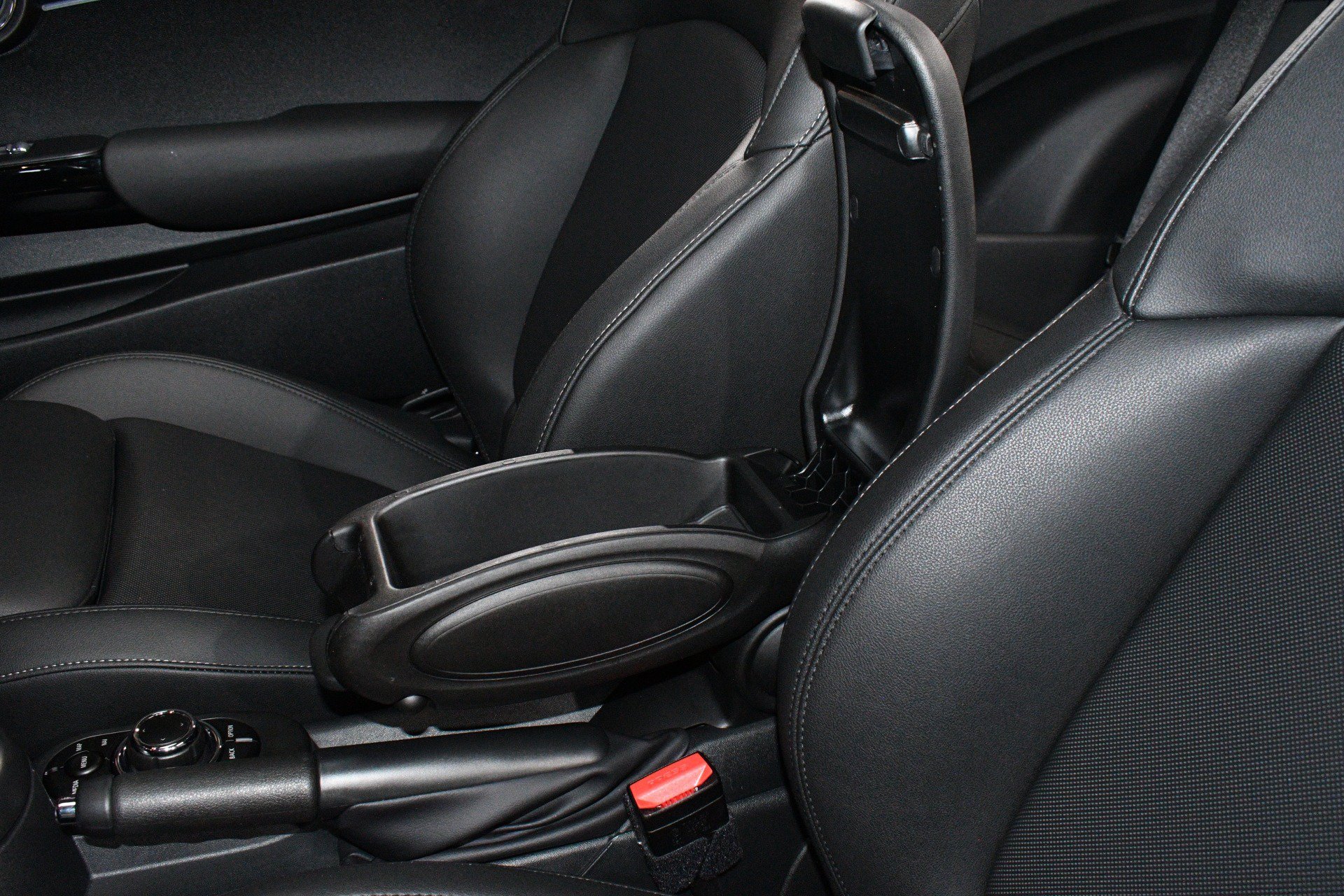 Used 2024 MINI Cooper S FWD image 42