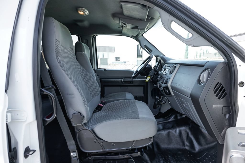 Used 2015 Ford F650 2WD Crew Cab Super Duty image 47