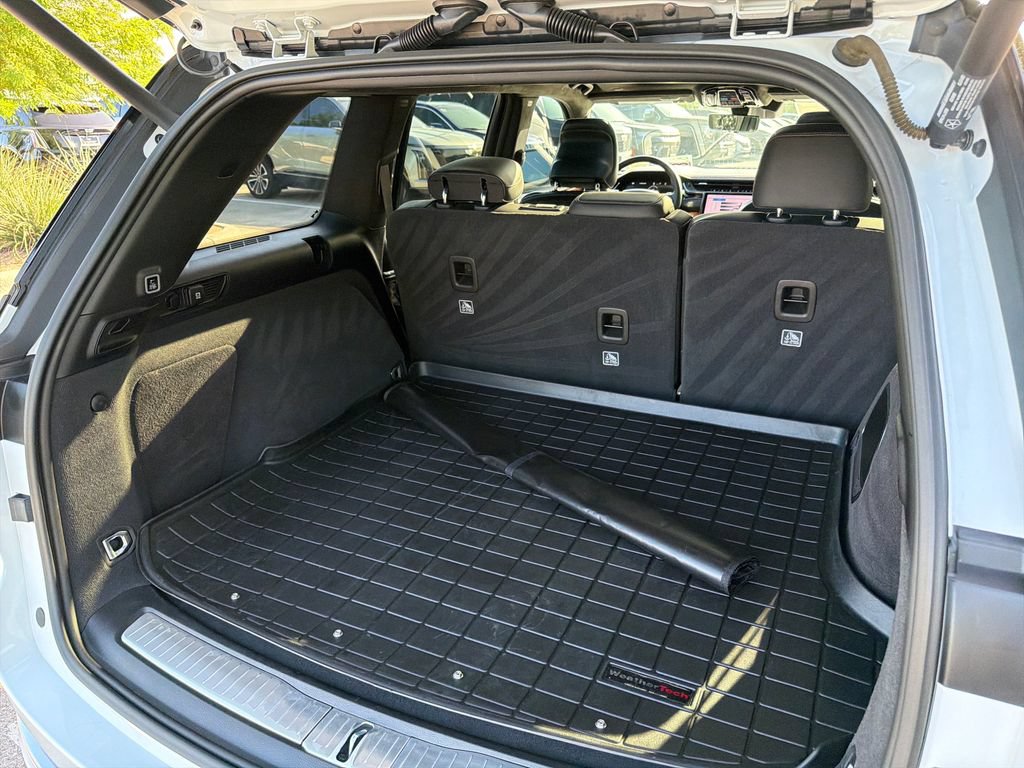 Used 2023 Jeep Grand Cherokee Summit AWD/4WD image 40