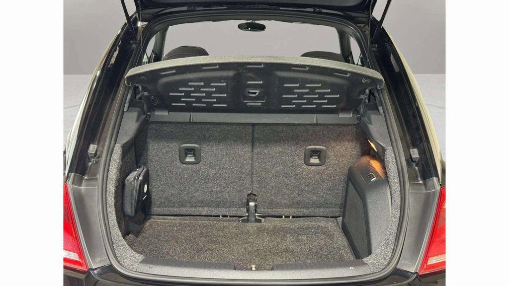 Used 2012 Volkswagen Beetle Turbo image 27