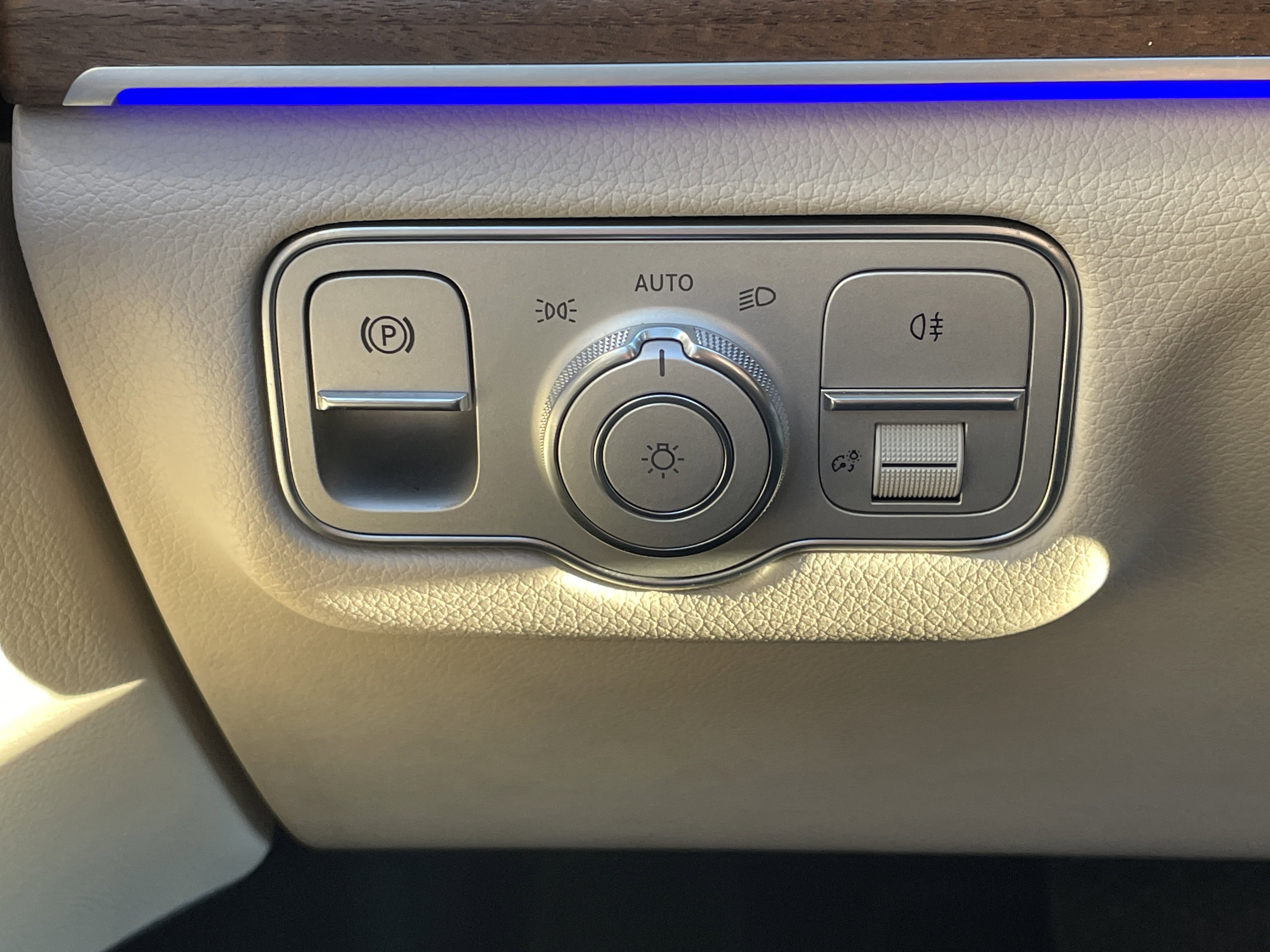 Certified 2024 Mercedes-Benz GLE 350 4MATIC image 23