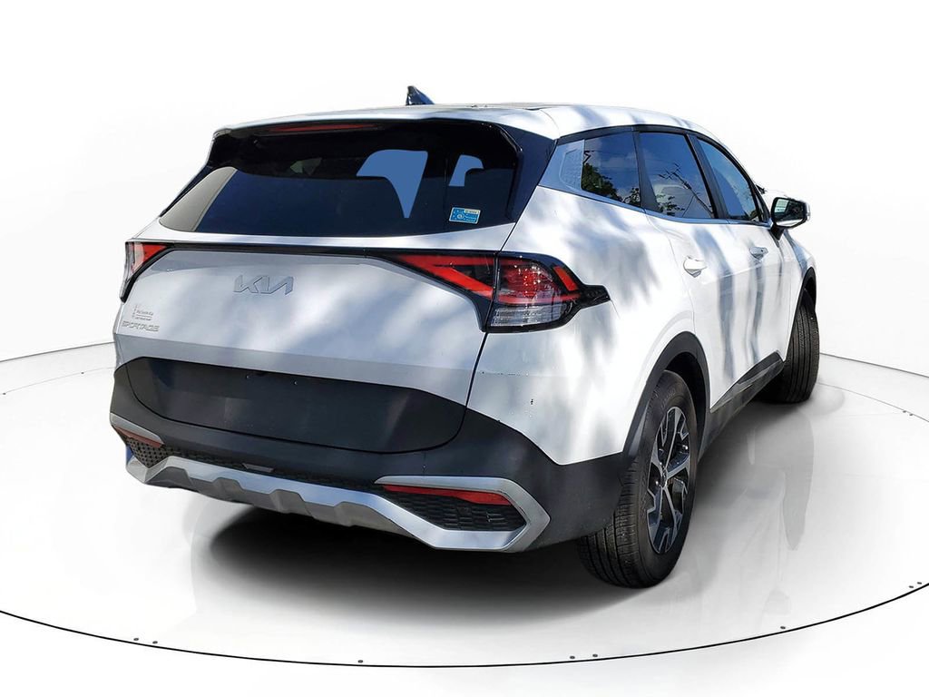 Certified 2024 Kia Sportage EX image 6